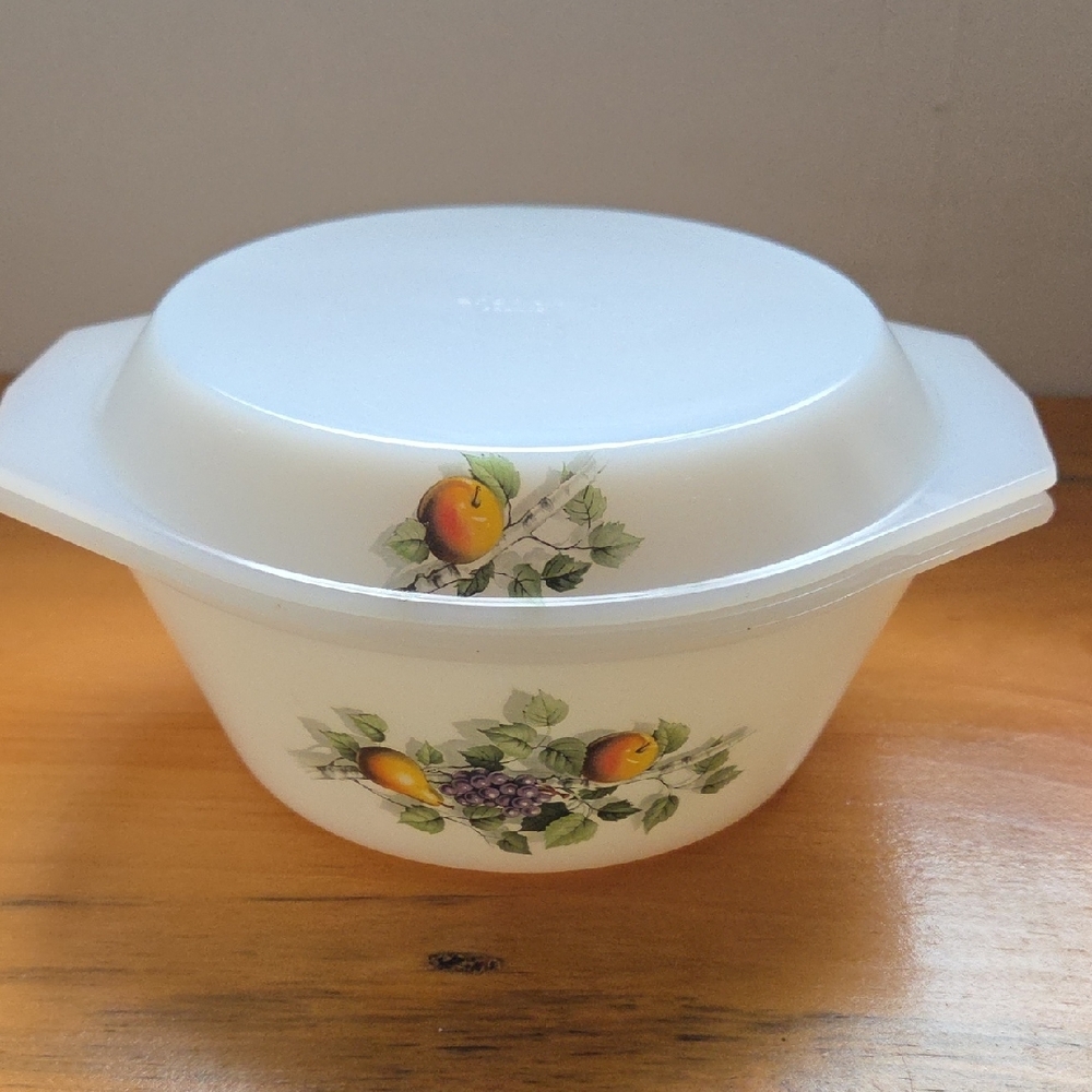 White Floral Patterned Casserole Dish